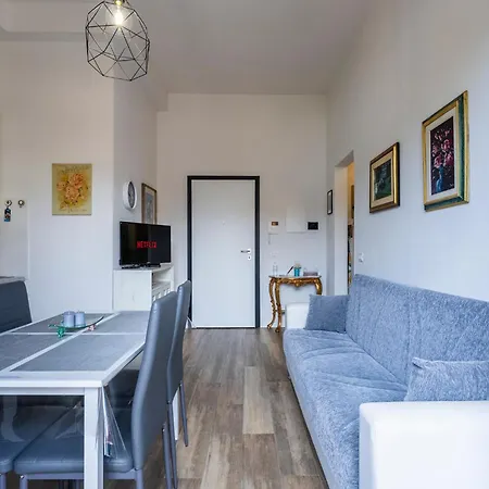 Daire Isolotto - New 1bdr Affitto