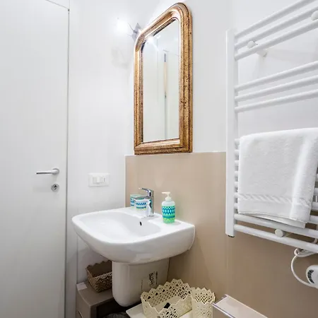 Daire Isolotto - New 1bdr Affitto *